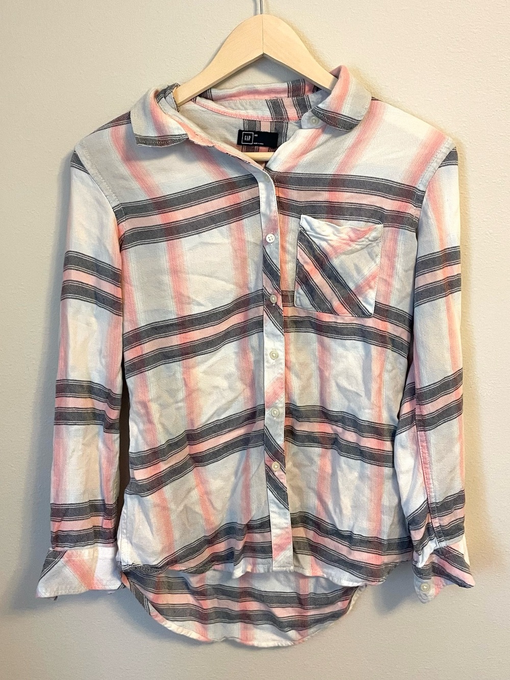 GAP - Pink, White & Gray Plaid Button-Down Shirt - Size XS